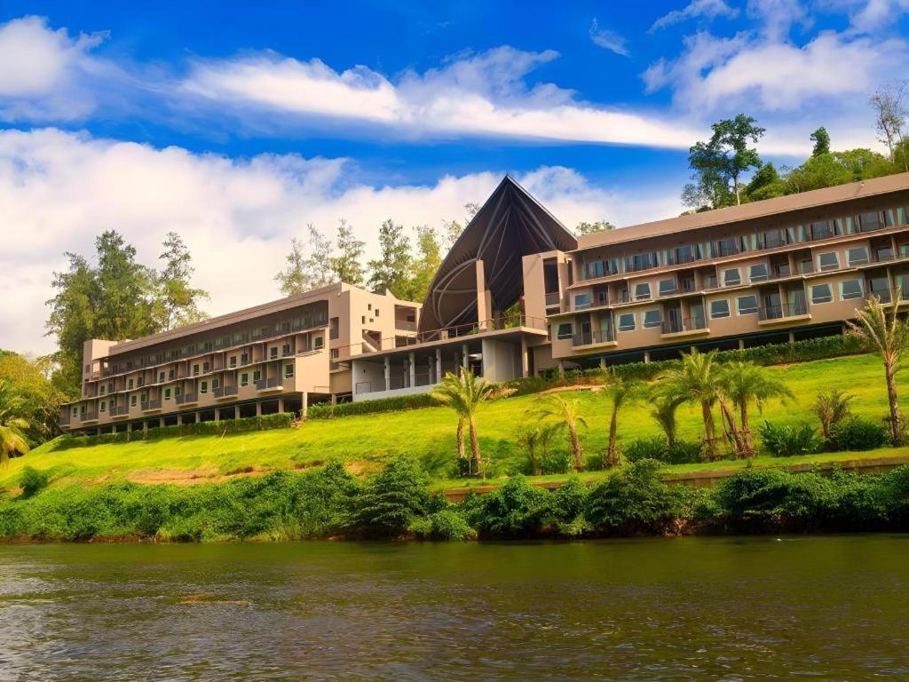 River Kwai Village Hotel Ban Kaeng Raboet Esterno foto