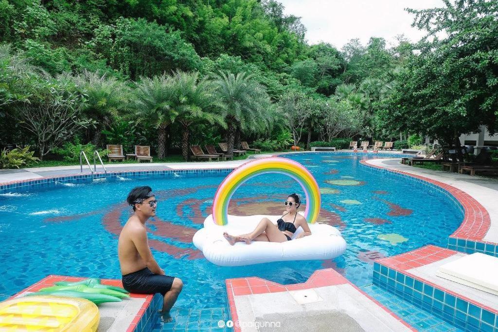 River Kwai Village Hotel Ban Kaeng Raboet Esterno foto